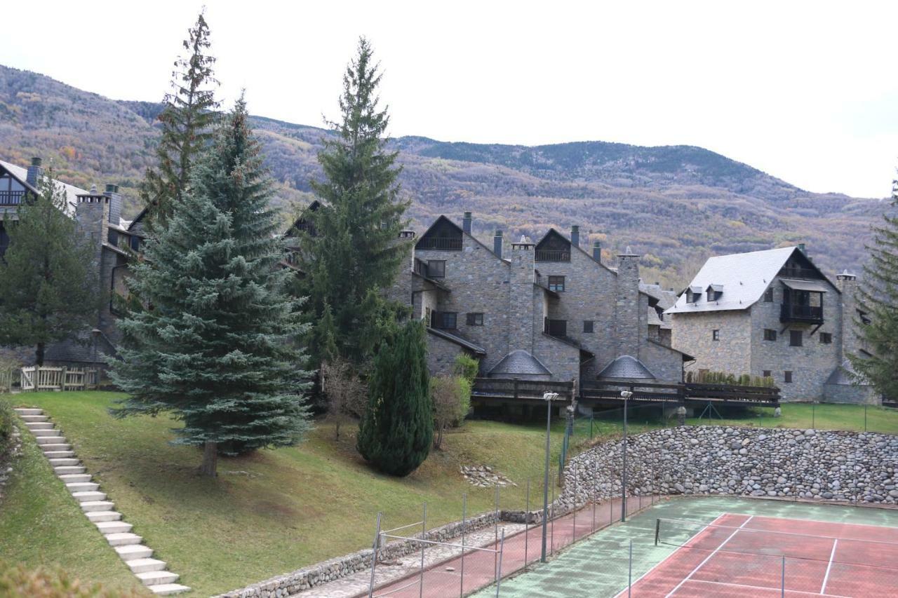 Апартаменты Urbanizacion Linsoles - Benasque Саун Экстерьер фото